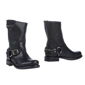 Frye Jenna Chain Black Leather Boots US Size 6 NIB